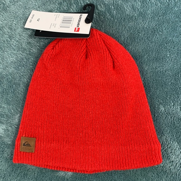 Quiksilver Snowly Beanie Red NWT - Picture 1 of 7